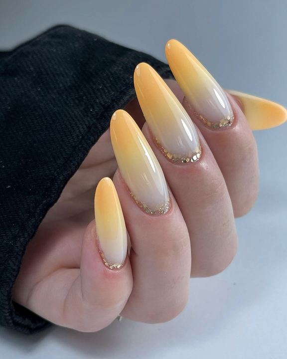 Manicure ombre w odcieniach żółci